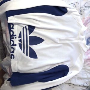 Addidas croptop sweater